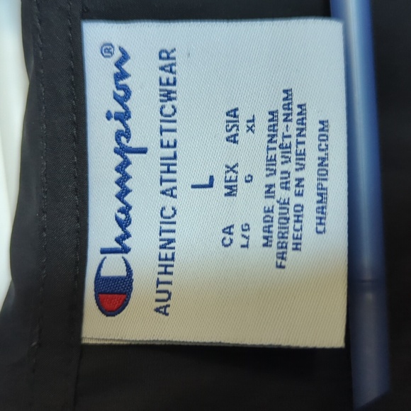 Champion windbreaker half zip up - Picture 3 of 4